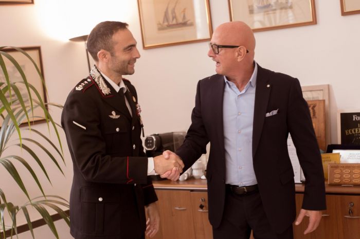 Trieste, Bazzara accoglie Comandante dei Carabinieri e annuncia donazione in segno di vicinanza