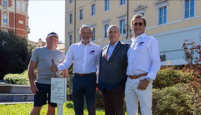 Trieste capitale della vela mondiale, ciliegi giapponesi come segno eterno di un evento storico