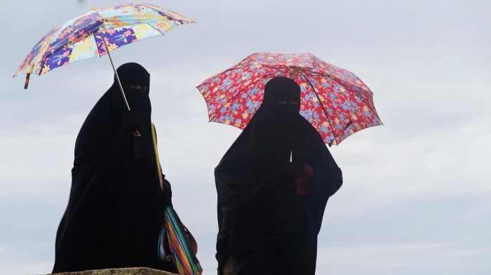 "‘Dove sta la parità? Nei Paesi arabi niente passaporto per le donne!’"