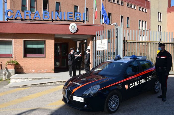 Reggio Emilia: danneggia per 5 volte auto della cognata, denunciato