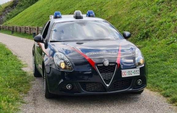 Viola il divieto di avvicinamento alla ex: arrestato 38enne durante un controllo stradale