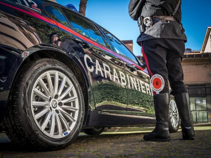 Fvg: maltratta padre e minaccia vicini, arrestato 40enne