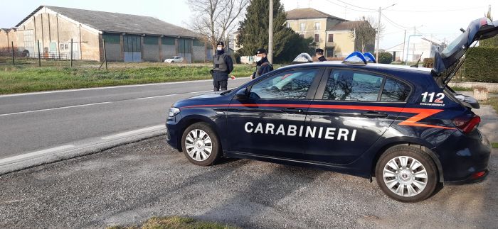 Napoli: ruba zainetti e pannolini da una scuola, arrestato 41enne