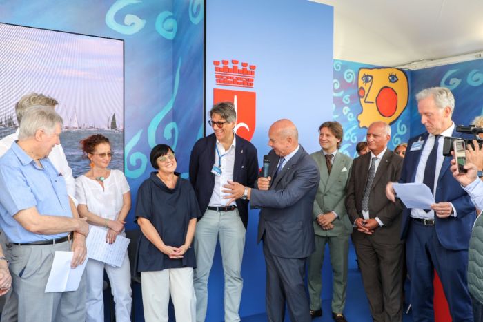 #Barcolana55, inaugurato in piazza Unità lo stand del Comune di Trieste (VIDEO)