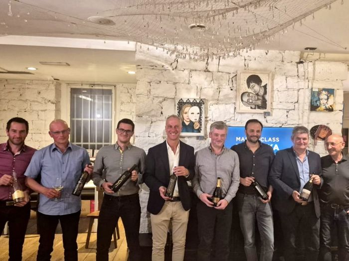 Masterclass Vitovska, un vitigno che vive e respira il confine: successo per l’evento con i produttori sloveni