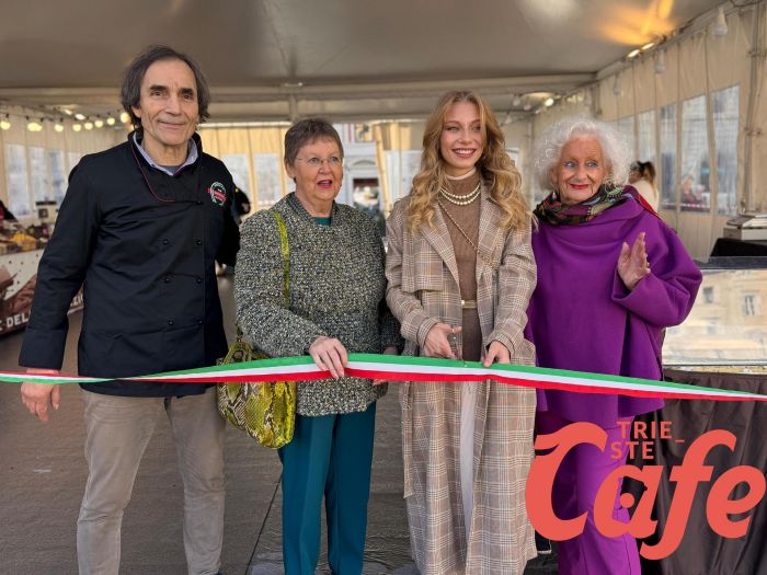 Cioccolatiamo 2024, inaugurata in piazza Ponterosso la kermesse più dolce di Trieste!! (FOTO)