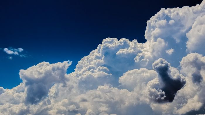 Il meteo di lunedì 26 maggio, cielo poco nuvoloso