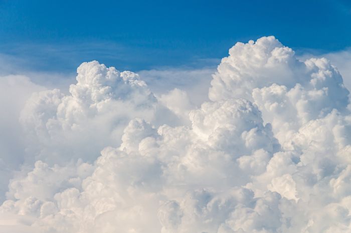 Il meteo di domenica 5 maggio, cielo poco nuvoloso