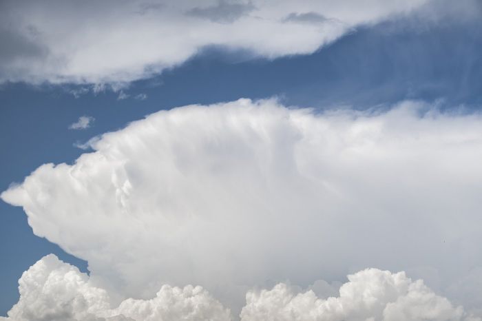 Il meteo di sabato 15 giugno, cielo poco nuvoloso