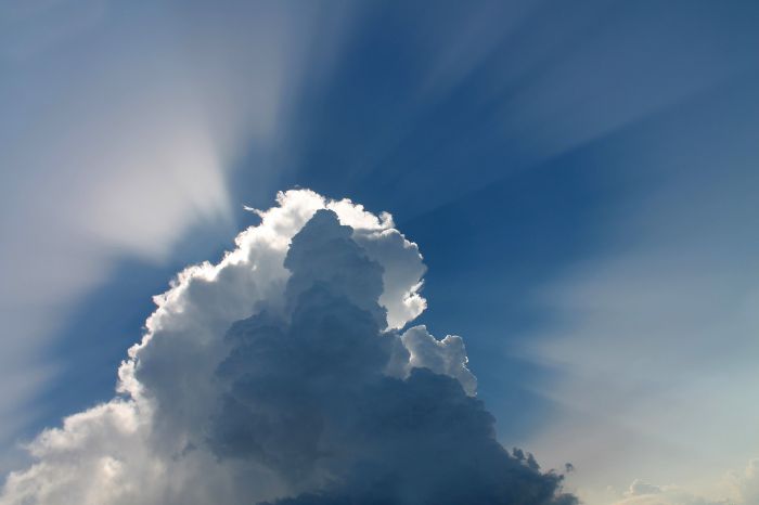 Il meteo di lunedì 11 novembre, cielo sereno e bora moderata