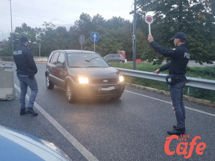 Serba deve scontare "solo" 23 anni di carcere, viaggiava comodamente sul pullman; arrestata sul confine 