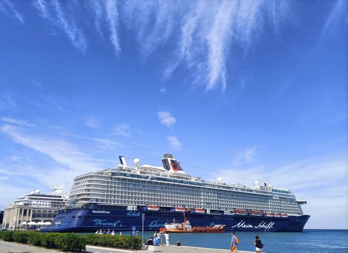 La MSC Splendida saluta Trieste: chiude la stagione crocieristica con un arrivederci al 2025