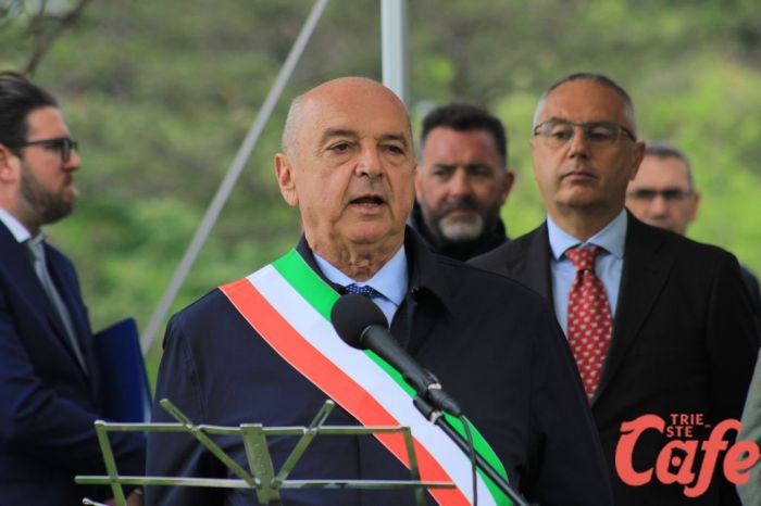 “Affari vuol dire lavoro, lavoro vuol dire futuro”: visione economica di Dipiazza dalla pista (VIDEO)