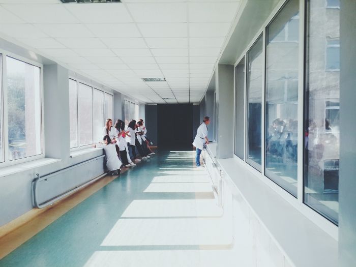 ASUGI, Bando per l’ammissione al percorso di formazione per 25 O.S.S: LE MODALITÀ DI ISCRIZIONE 