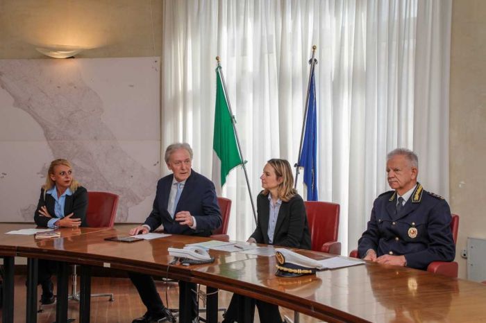 Il Comune si unisce contro il bullismo e il cyberbullismo attraverso lo spettacolo "Bulli di Sapone" (VIDEO-SERVIZIO)