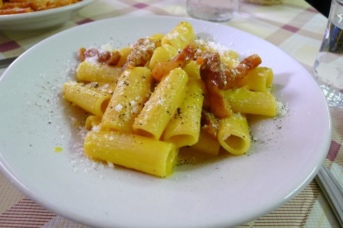Carbonara day: Coldiretti, ricette tarocche in 6 ristoranti stranieri su 10