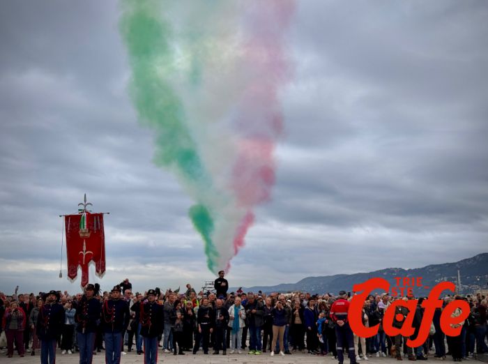 Vespucci e Frecce Tricolori, sabato doppio passaggio nel cielo e spettacolo sul mare per l’arrivo del veliero 