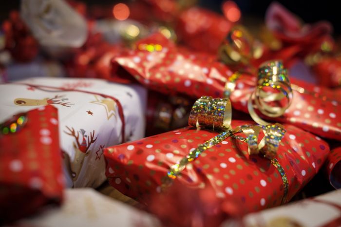 Natale passato, imbarazzi sotto l’albero: a Trieste esplode il mercato online dei regali sbagliati