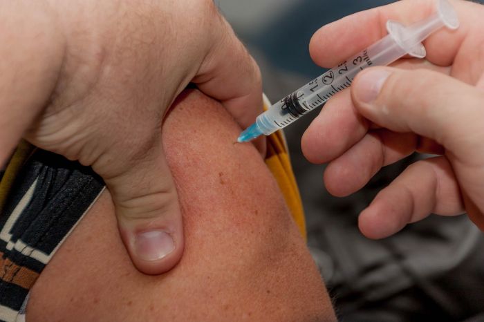 AI: aiutera' a produrre vaccini precisi in tempi record, la promessa della reverse vaccinology 3.0