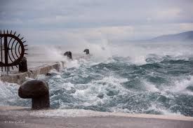 Il meteo di domenica 22 marzo, raffiche sostenute di bora nel corso della giornata