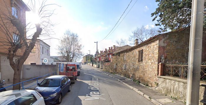 Giarizzole, via vai di tossicodipendenti: cittadino pakistano spacciava nel parco tra i giochi per bimbi