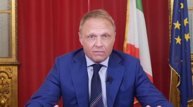 Ministro Lollobrigida,'giurato su Carta antifascista, condivido valori'