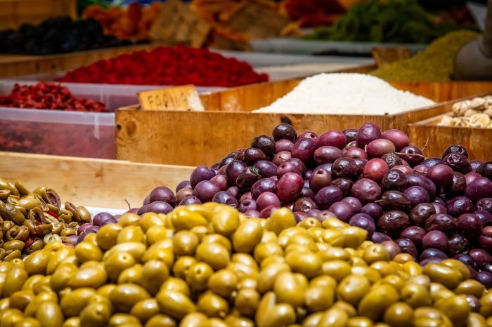 Coldiretti Puglia, gps ed elicotteri per fermare razzia olive