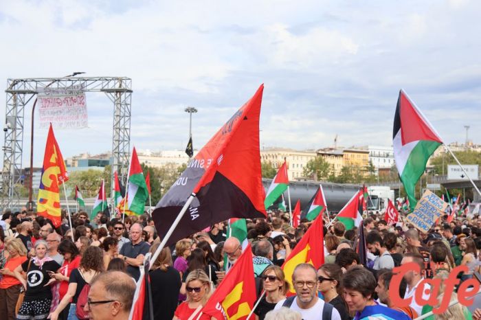Sciopero pro Palestina, grande successo a Trieste! oltre in tremila al varco del porto di Trieste (FOTO-VIDEO)