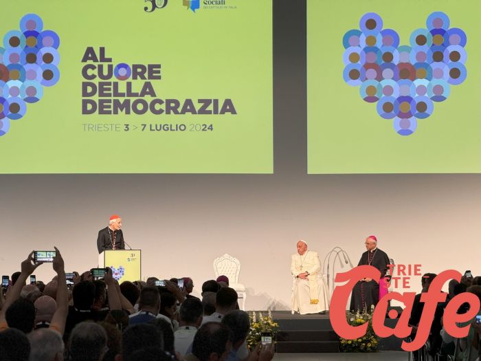 Papa Francesco a Trieste: accolto da oltre 900 delegati