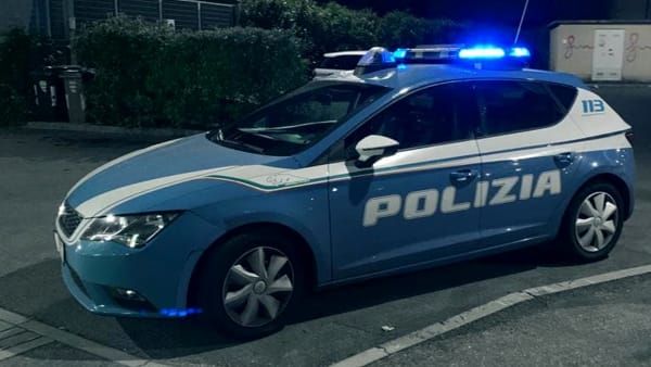 Piazza Oberdan, rapina nella notte di Halloween: giovane picchiato a sangue e derubato