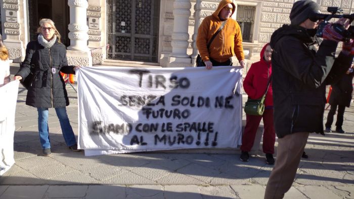 Protesta sotto la Prefettura, il PD sostiene i lavoratori Tirso in difficoltà