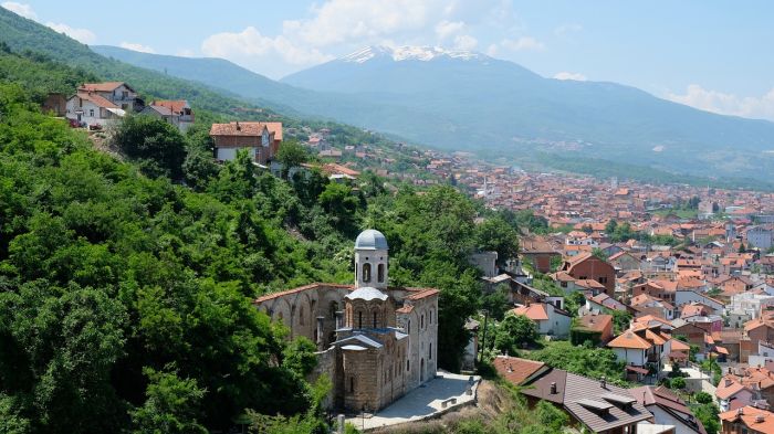 Kosovo: sale a tre il numero dei cittadini serbi arrestati, l'accusa è crimini di guerra 