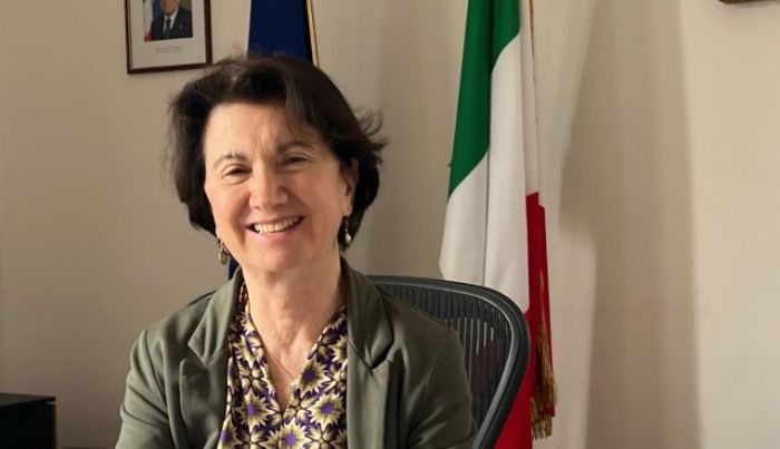 Ministro Roccella, 'si è maschi o si è femmine, no a forzature gender'