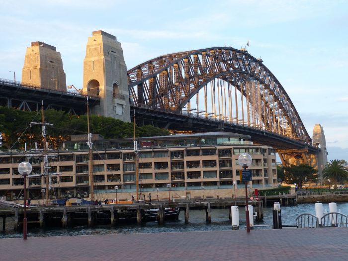 Australia, è illegale detenere indefinitamente richiedenti asilo