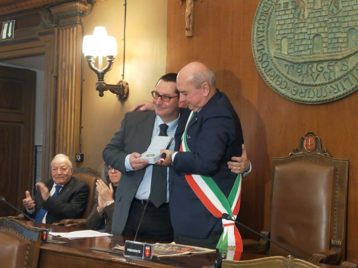 Trieste celebra i 70 anni dell'Unione degli Istriani: il sindaco Dipiazza consegna il Sigillo Trecentesco