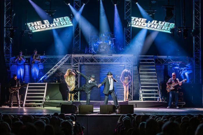 THE BLUES BROTHERS APPROVED riconquista i teatri italiani nel mito di Jake ed Elwood