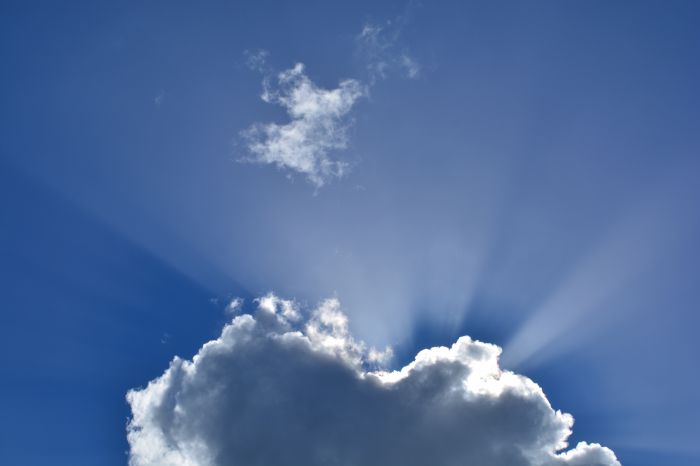 Il meteo di venerdì 3 aprile, cielo sereno