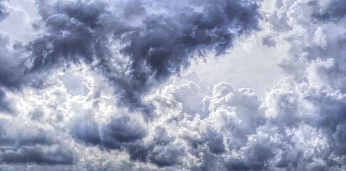 Ancora picchi sopra i 35°C, ma con meno afa e con qualche temporale