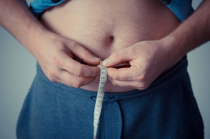 Coldiretti/IXE’, 1 su 3 a dieta, feste “costano” +2 kg di peso