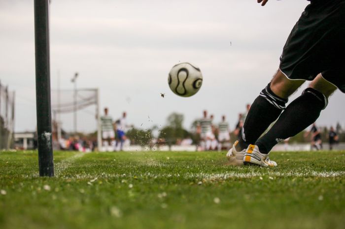 Calcio: sferra un pugno all'arbitro, Daspo del Questore di Palermo nei confronti di un calciatore dilettante