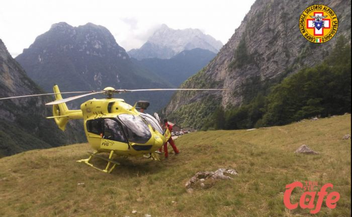 44enne precipita per trenta metri sul primo tiro del secondo Spigolo della Tofana di Rozes