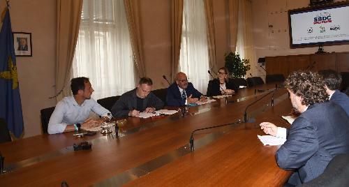Rel. internazionali: Fedriga, lavoriamo per partnership Fvg-Virginia