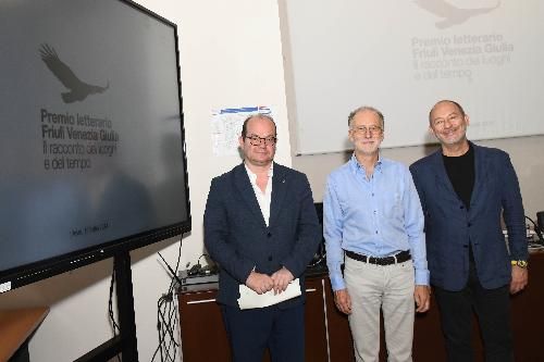 Premio Friuli Venezia Giulia 2024, trionfa lo scrittore Diego Marani per il libro 'La lingua virale'