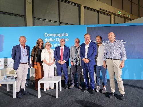 Turismo: Bini, comparto essenziale per il Paese