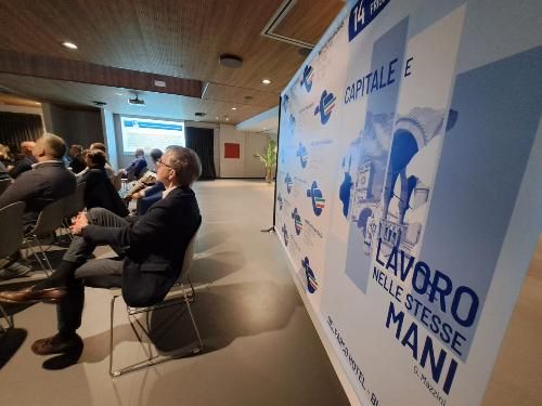 Cooperazione: Regione a Agci, giusto chiedere strumenti finanziari