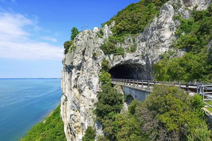 95 anni fa veniva inaugurata la Strada Costiera, augurissimi! 