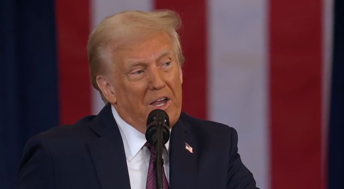 Gli Usa bombardano l'Iran, il discorso di Trump: "L'Iran, bullo del Medioriente, deve fare la pace"