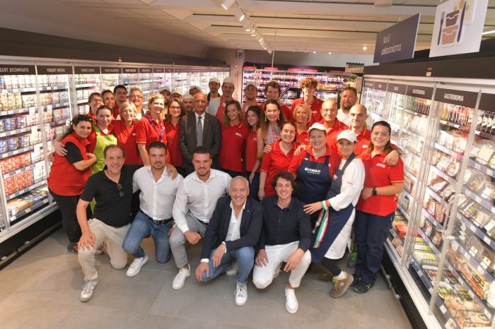 Inaugurato il Tuday Conad di via Locchi, nuovo formato e nuovi servizi per i clienti (FOTO)