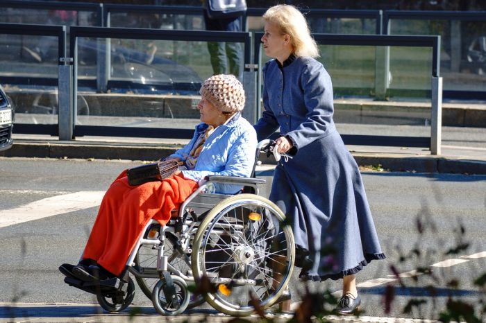 Badante triestina precisa: “Contratto regolare, mio sfogo contro un sistema che non tutela nessuno”