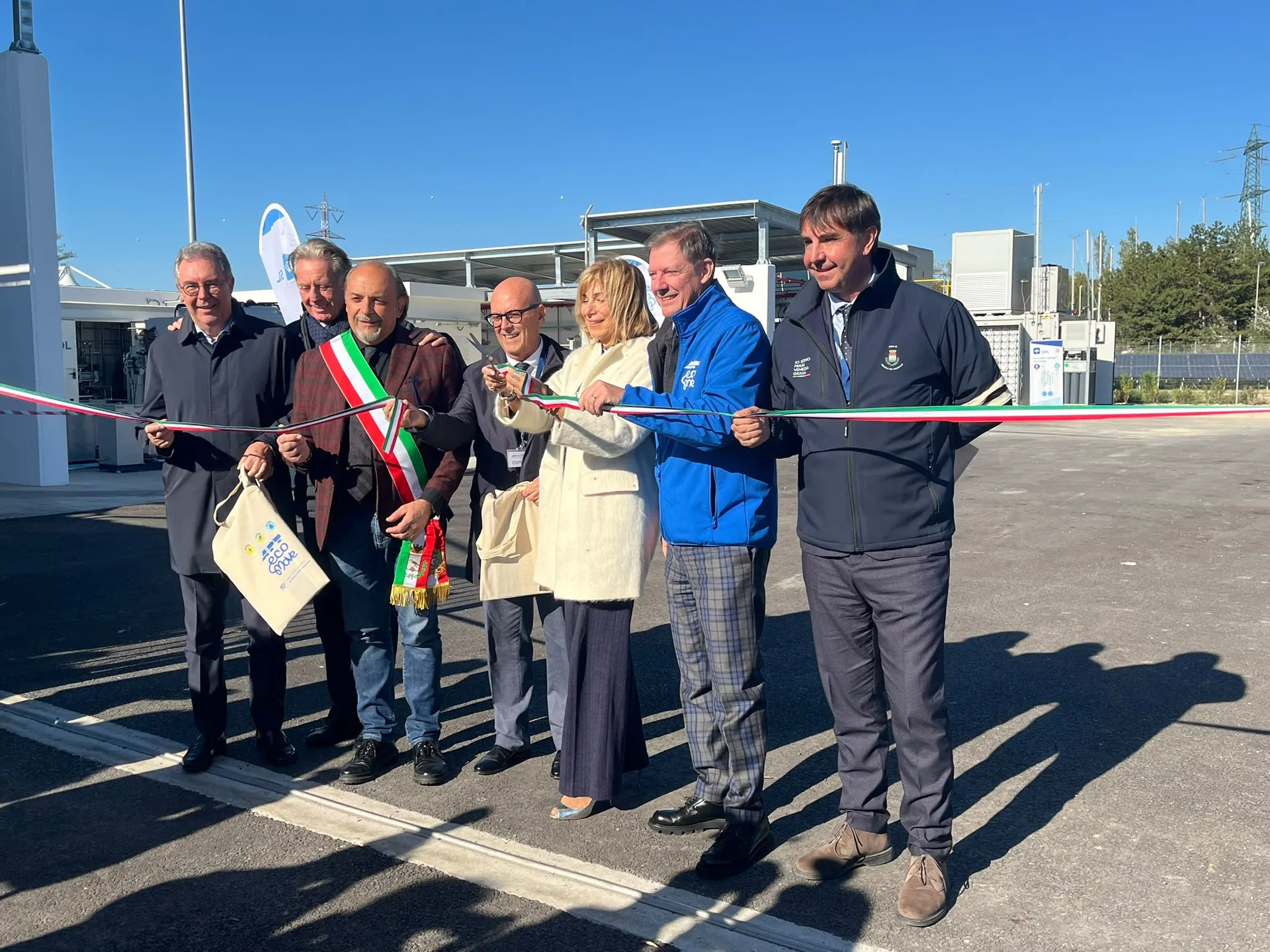 APT Gorizia inaugura a Monfalcone il nuovo polo dell'idrogeno verde per il trasporto pubblico
